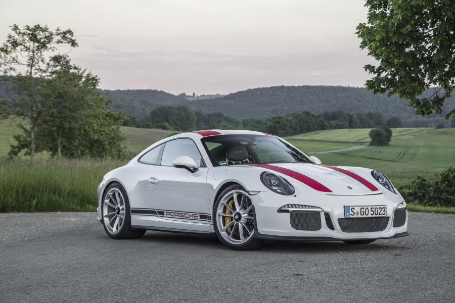  Porsche 911 R 2016 года  (фото 24 из 50)